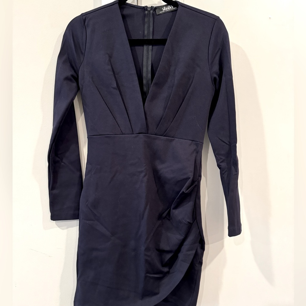 Lulus navy deep-v neck body con dress, size medium